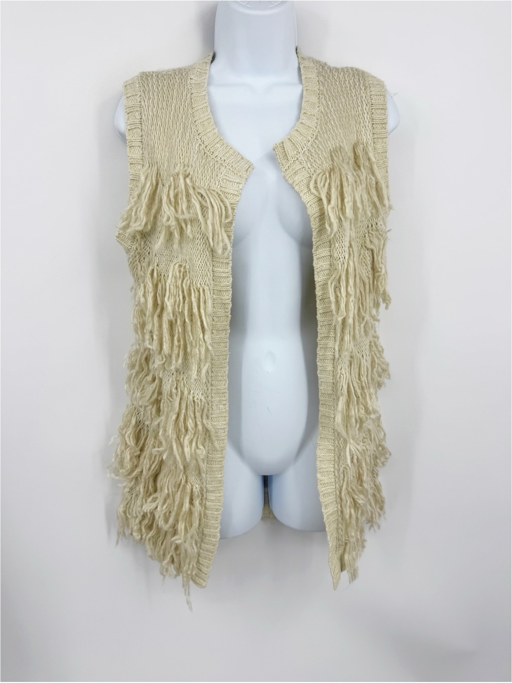 Xhilaration Cream Boho Fringe Vest Sweater Cardigan Size Small